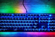 键盘上的机械蓝色代表什么？这种颜色的键盘有何特点？
