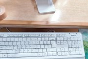 电脑小键盘变方向键怎么换回来？遇到这种情况该如何操作？