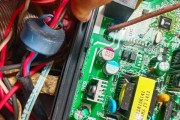 美的变频空调E1故障分析与排除方法（掌握关键技巧轻松解决美的变频空调E1故障）