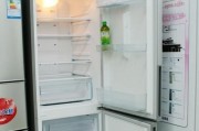 如何去除冰箱的臭味（有效清除冰箱异味）