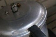 压力锅泄压后打不开？这些解决方法你试过吗？