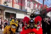 吉祥庆典摄像头如何通过手机进行操作？