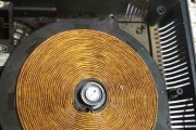 电磁炉滴滴响的原因分析（电磁炉响声的来源及解决办法）