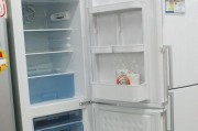 冰箱冷冻室门打开后出现白雾的原因（探究冷冻室门打开时形成白雾的科学原理）