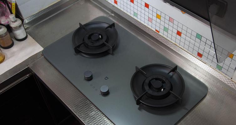 米家抽油烟机灶具连接方法（轻松搭配）