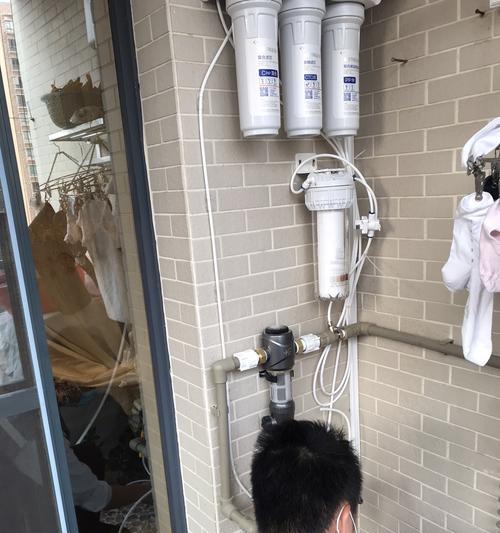 以水之流净水器安装指南（轻松安装）