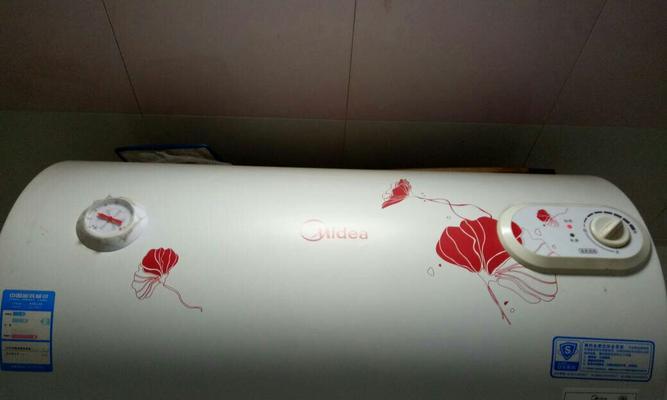 家用热水器水量不足的原因及解决方法（解决家用热水器水小问题）