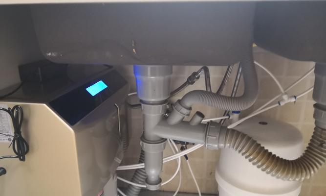 解决净水器不出热水的问题（如何处理净水器无法供应热水的情况）