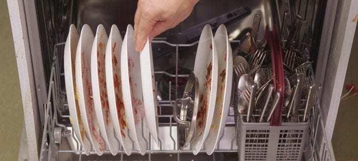 洗碗机为什么不能长期放碗（了解洗碗机使用的最佳实践）