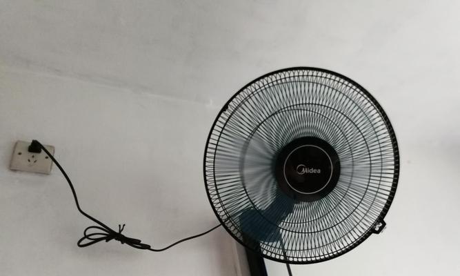 电风扇不转动的原因及解决方法（探究电风扇不转动的常见问题与解决方案）
