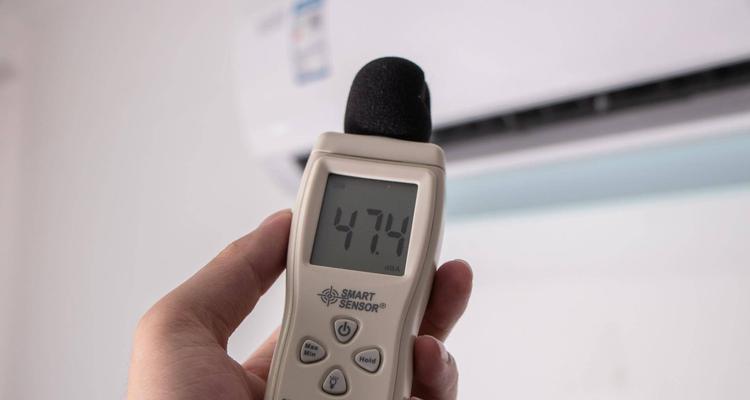 美的变频空调E1故障分析与排除方法（掌握关键技巧轻松解决美的变频空调E1故障）
