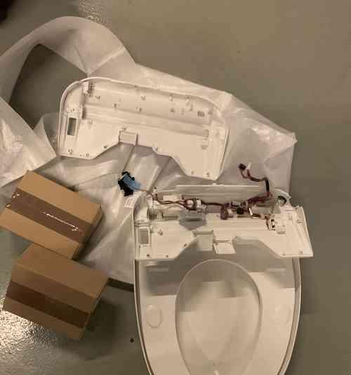 如何更换杜拉维特马桶座圈（马桶座圈损坏维修办法及步骤）