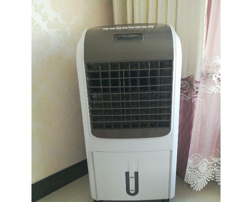 以空调扇制冷降温，让夏日清爽舒适（夏日炎炎）