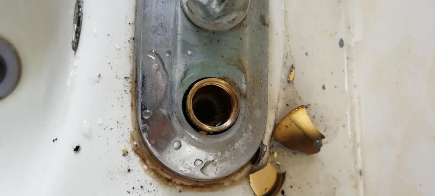 净水器被雷击坏了怎么办（解决净水器雷击故障的有效方法）