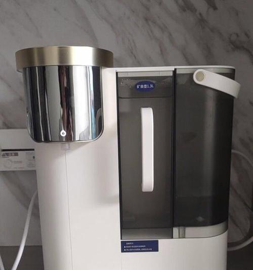 家庭没有净水器，如何保障饮水安全（解决家庭没有净水器的办法及重要性）