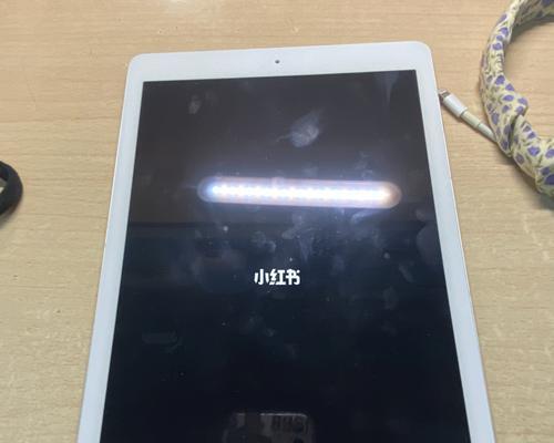 如何高效调试平板显示器（掌握关键步骤）