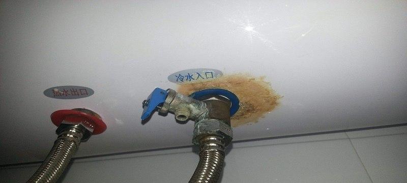 电热水器排污口漏水处理方法（解决电热水器排污口漏水的实用技巧）