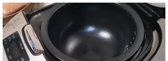 电饭煲内胆冷了怎么办（解决电饭煲内胆冷问题的实用方法）
