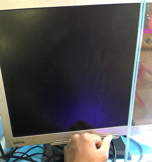 康佳彩电显示器不亮了怎么办？快速解决方法是什么？