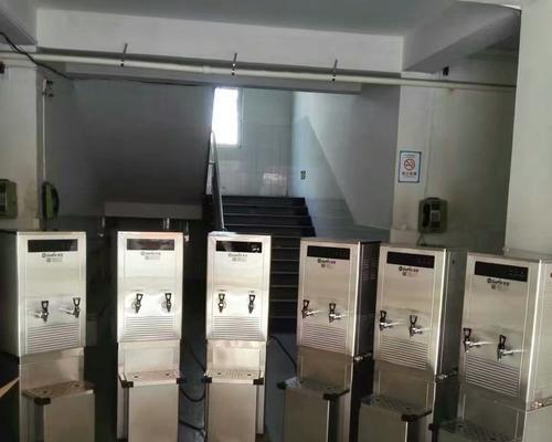 宾馆商用直饮水机维修价格是多少？常见问题有哪些解决方法？