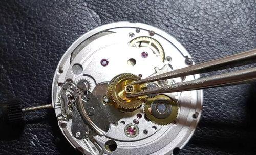 投影仪如何单独拆卸？拆卸过程中应注意什么？