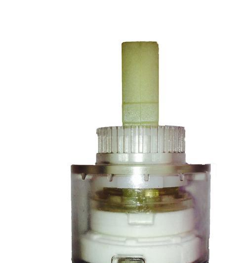 热水器阀芯漏气的紧急处理措施有哪些？