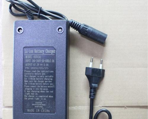 货车电池要用多少伏多少安充电器？如何选择合适的充电器？