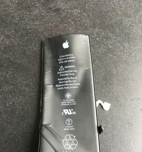 电脑配件全白进灰了怎么办？如何清理？