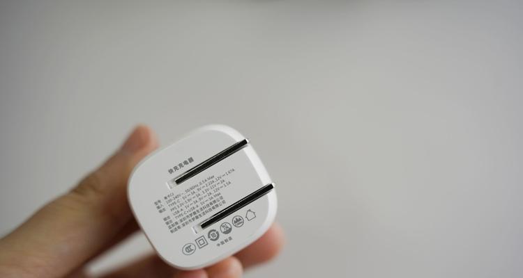 充电器迷你包的正确使用方法是什么？