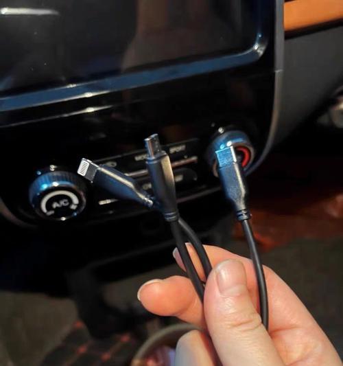 大型车载充电器使用方法是什么？