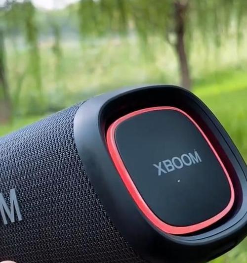 金手套低音炮的使用方法是什么？如何调整音效？