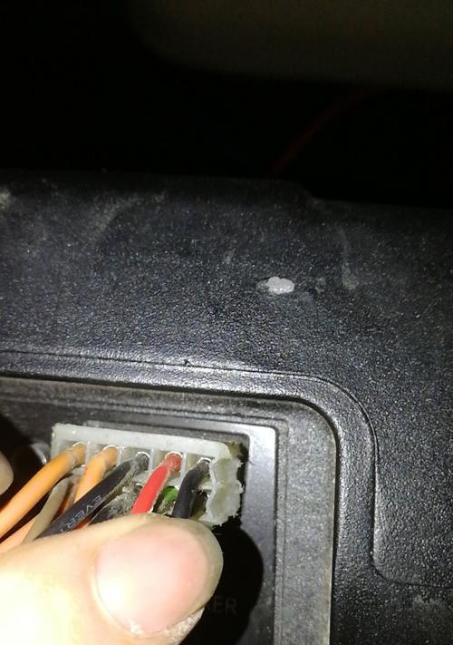 低音炮声音断不掉怎么办？