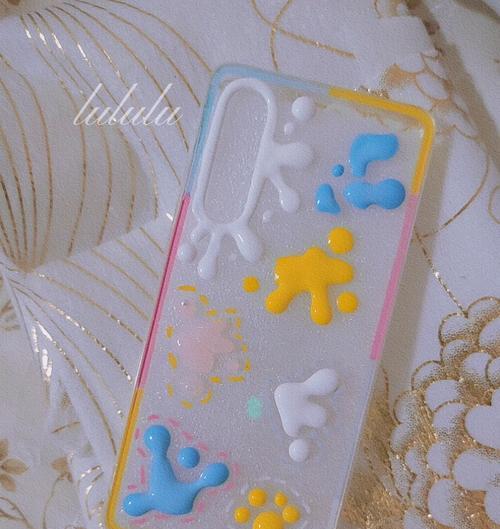 手工制作手机壳的步骤是什么？