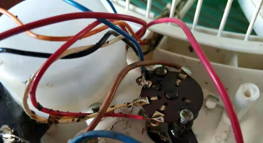 电风扇频繁暂停是哪里出问题了？如何进行修理？