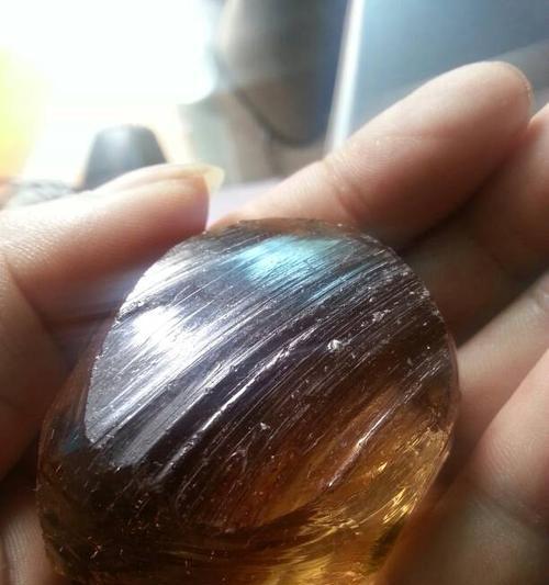 手机壳上的石头纹路怎么去除？