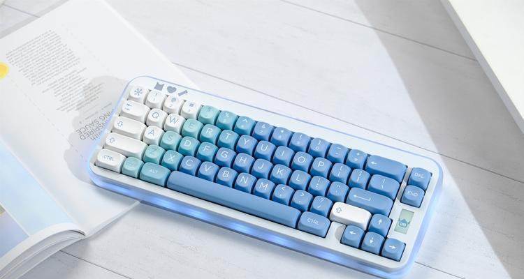 哪种键盘的键帽手感软？