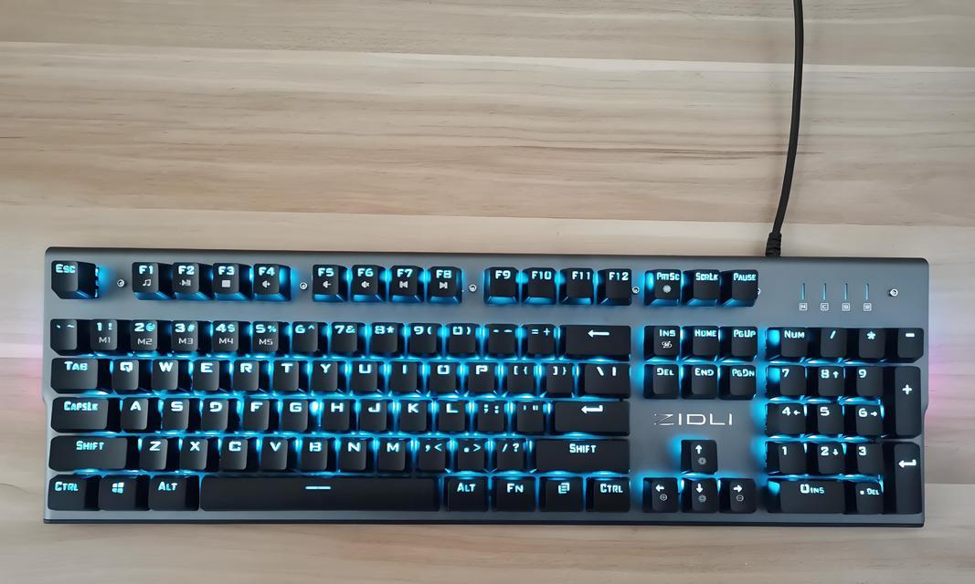 键盘改装时哪种轴体更受欢迎？选择轴体时应注意什么？