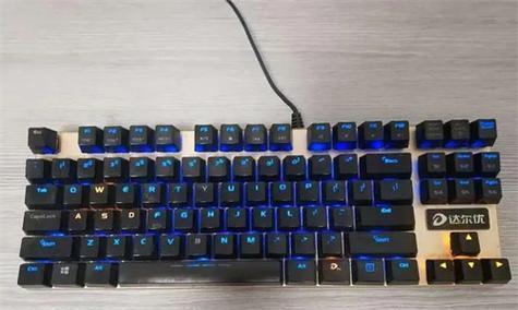 键盘连线是什么模式？连线模式对性能有何影响？