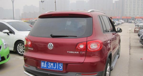 迈腾8显示屏红色显示代表什么？显示屏出现红色时应该怎么办？