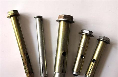 散热器片螺钉安装方法？需要注意哪些事项？