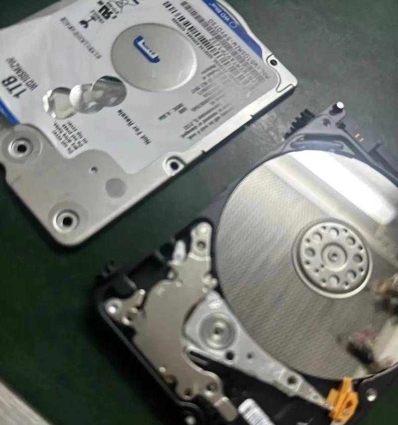 电脑桌滑动底座异响怎么办？如何消除噪音？